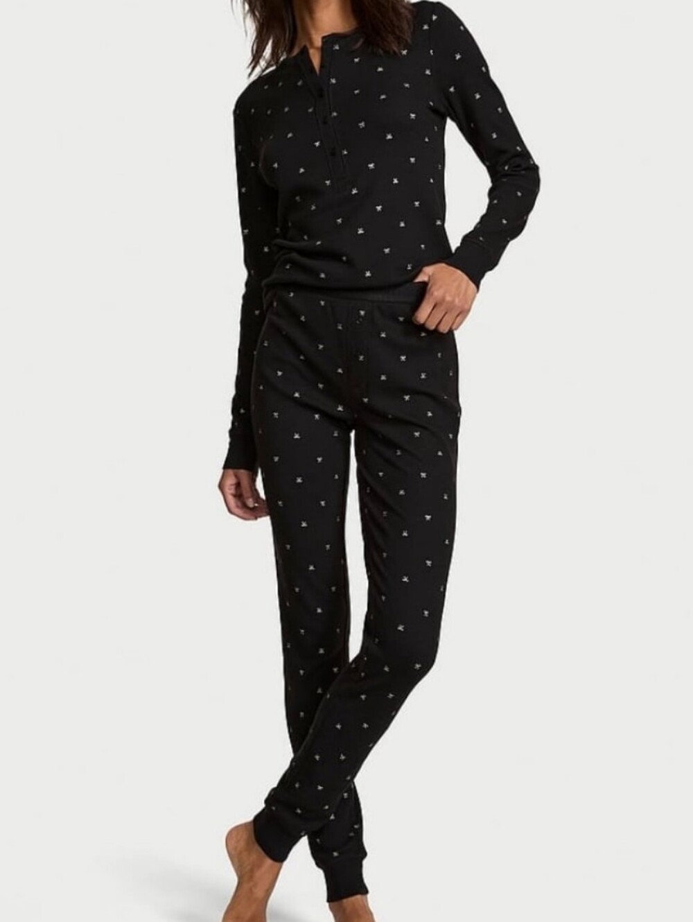 Victoria's Secret Black Long-Sleeve Henley & Pajama Set - Women Size M  Short